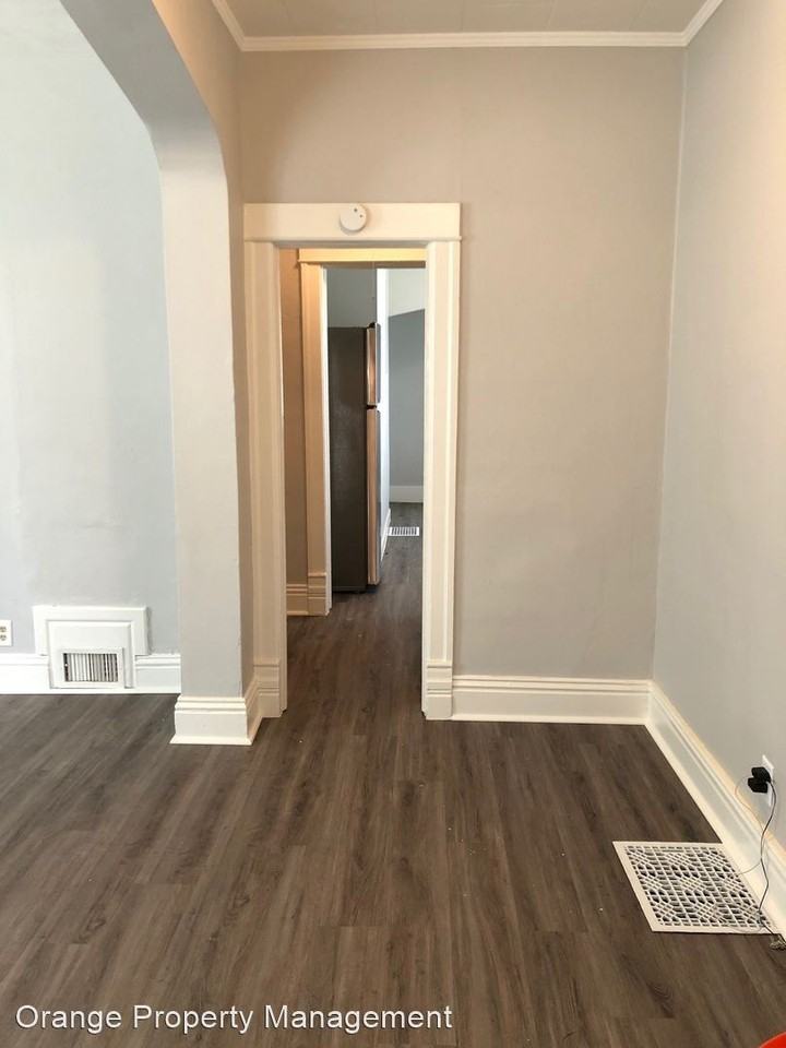 1322 N 41st St - Photo 3 of 25