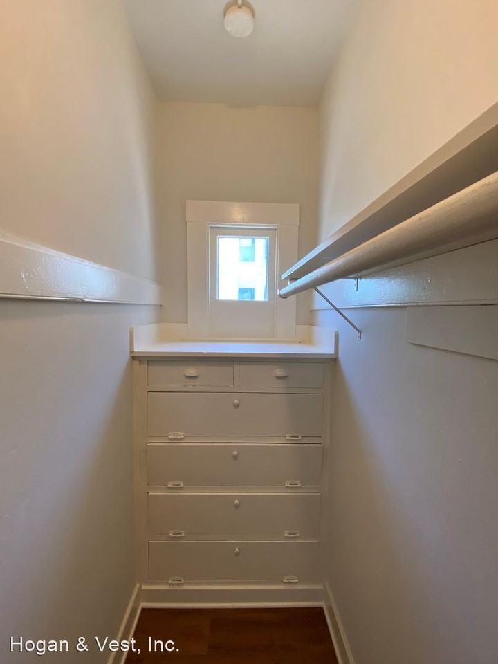 1224 TAYLOR ST - Photo 3 of 13