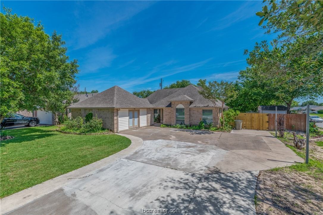 3900 Sierra Ct - Photo 2 of 25