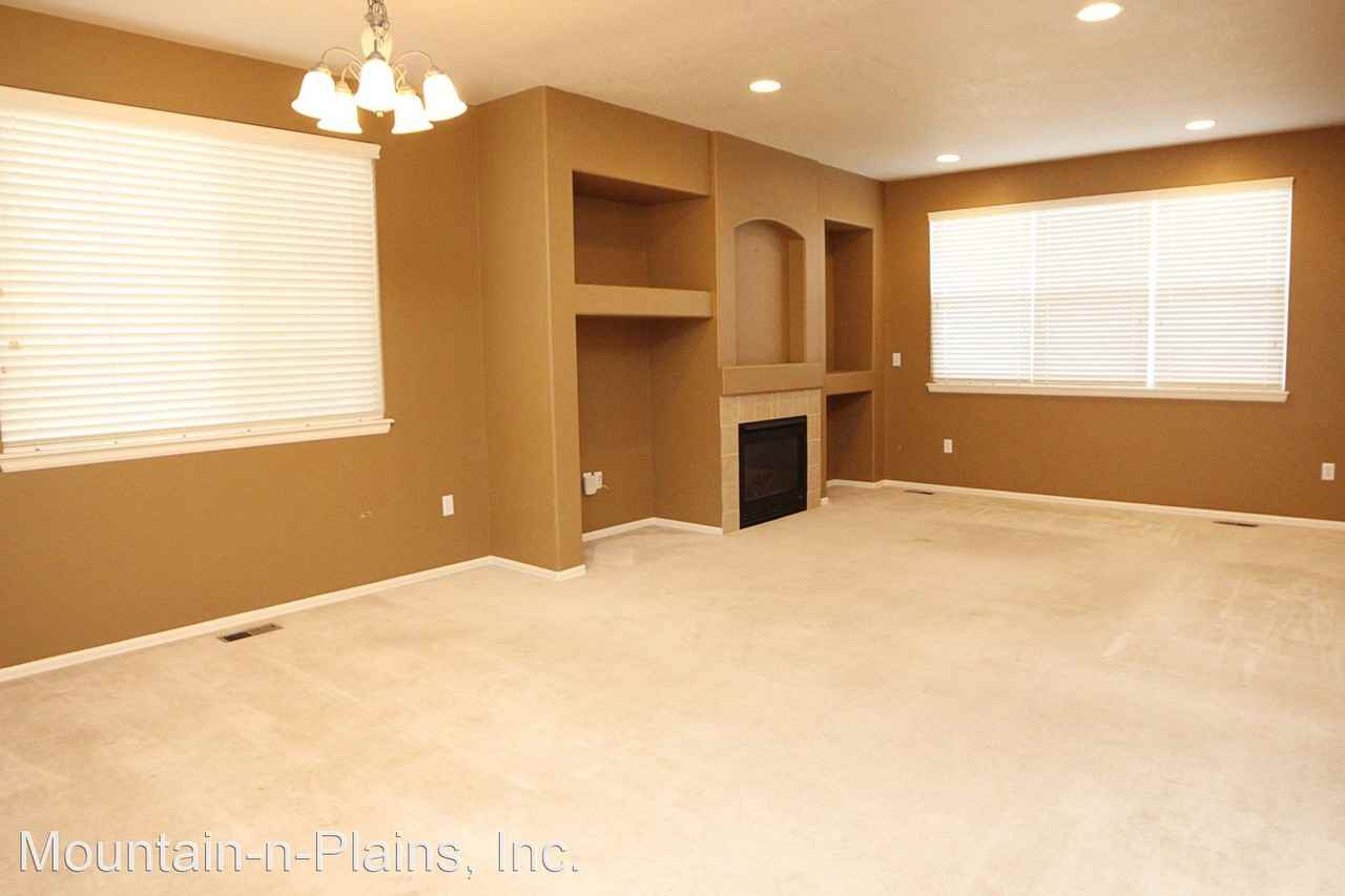 7551 Triangle Dr - Photo 3 of 19