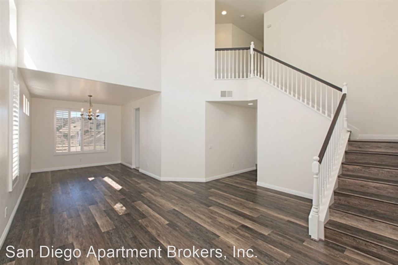 5070 Sea Mist Ct - Photo 3 of 24