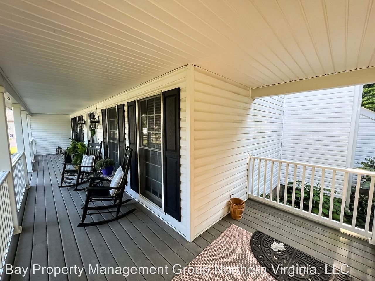 621 Elliot Dr - Photo 3 of 39