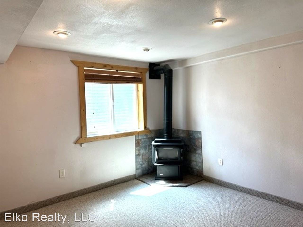 419 Spring Creek Ct - Photo 2 of 23