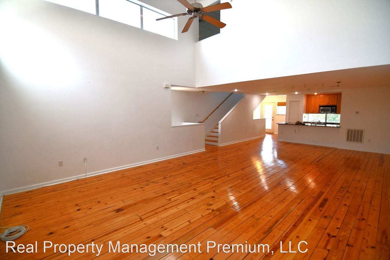 1720 Nicholson Dr #24