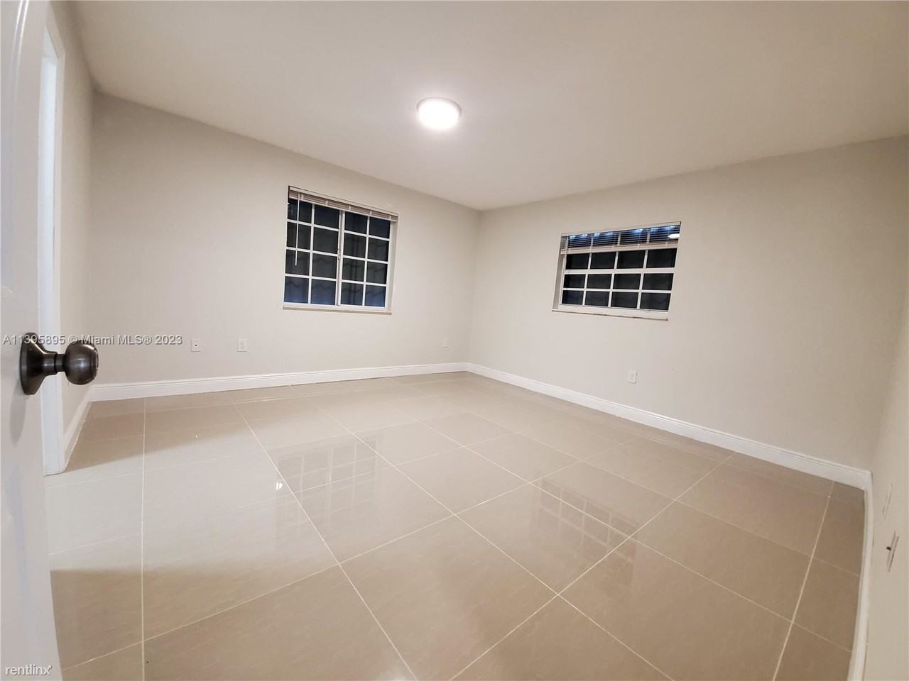 10372 Nw 10th Ave #B - Photo 2 of 10