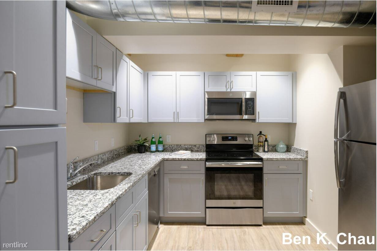 129 Guild St - Photo 3 of 14