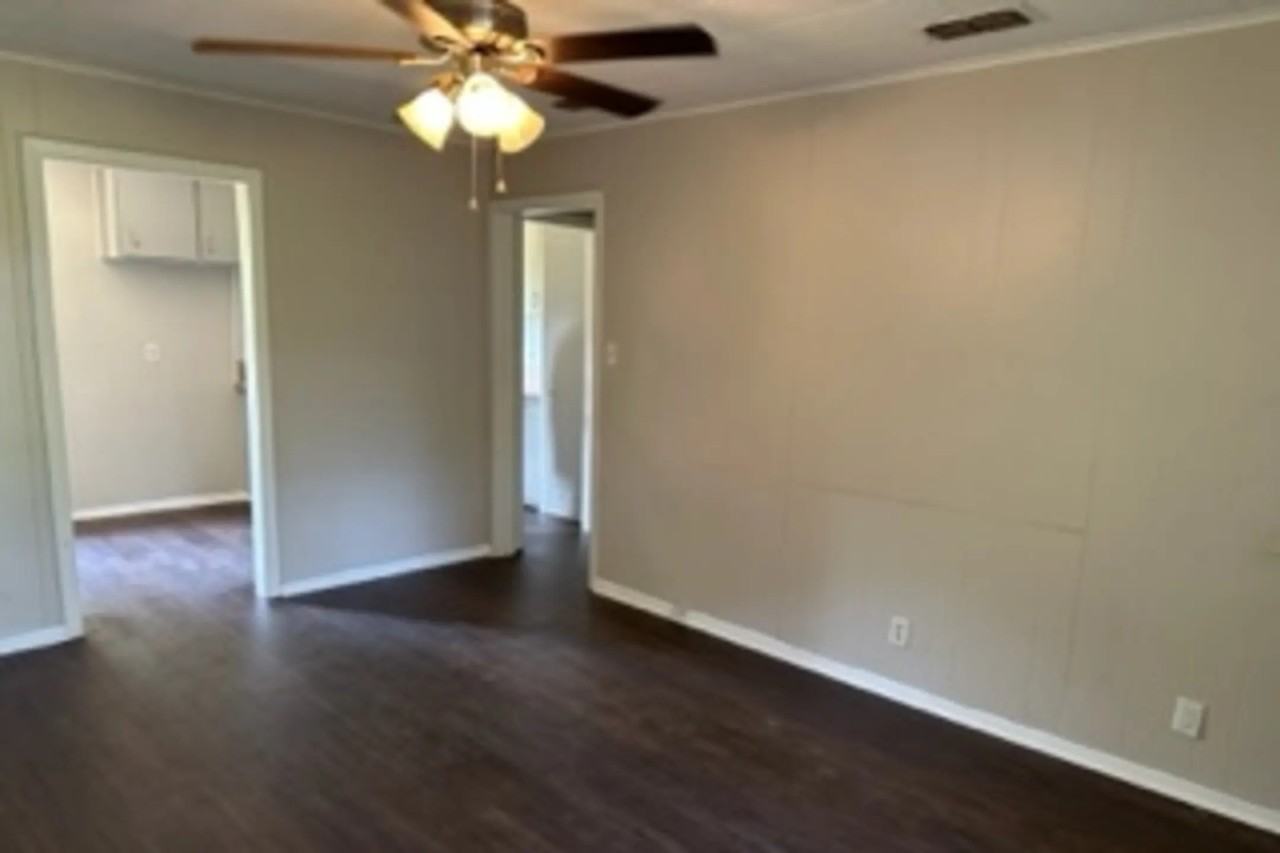 901 Matilda Dr - Photo 3 of 11