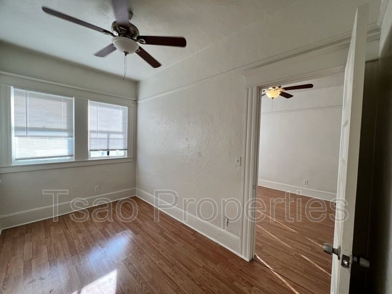 18 E Willow St - Photo 6 of 23