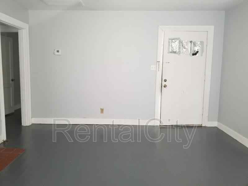 209 Hardee St - Photo 3 of 14
