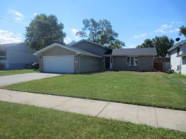 424 E Clark St - Photo 2 of 15