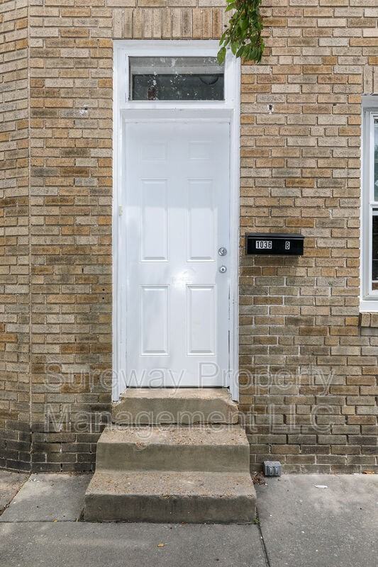 1036B Collings Ave #2ndFL - Photo 3 of 26