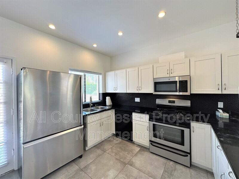 401 E Vista Chino #11 - Photo 4 of 12