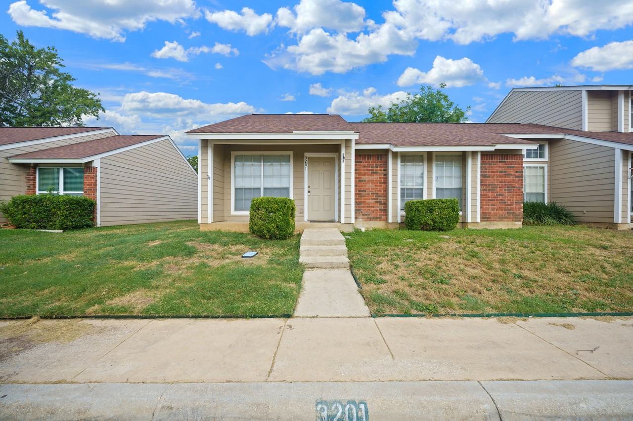 9140 Timber Path Apartments in Great Northwest, San Antonio, TX 78250