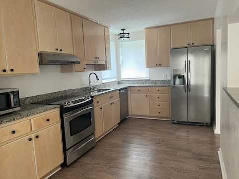 4389 Benchmark Trce - Photo 3 of 9
