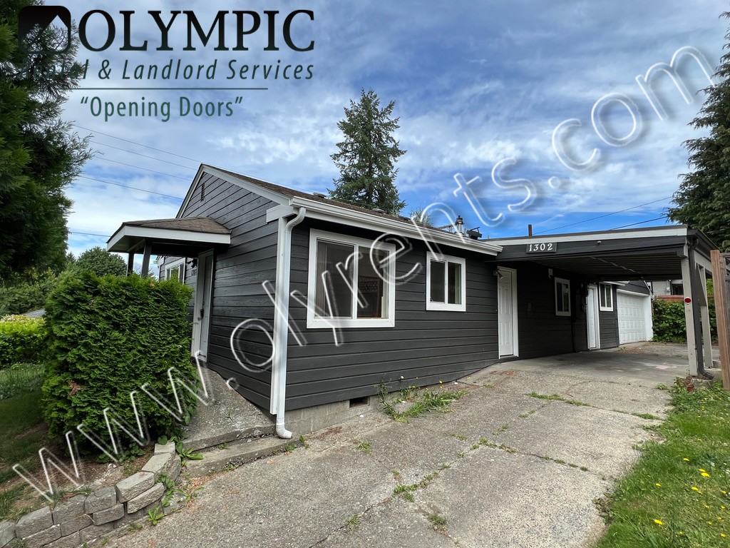 1302 5th Ave Se - Photo 2 of 17