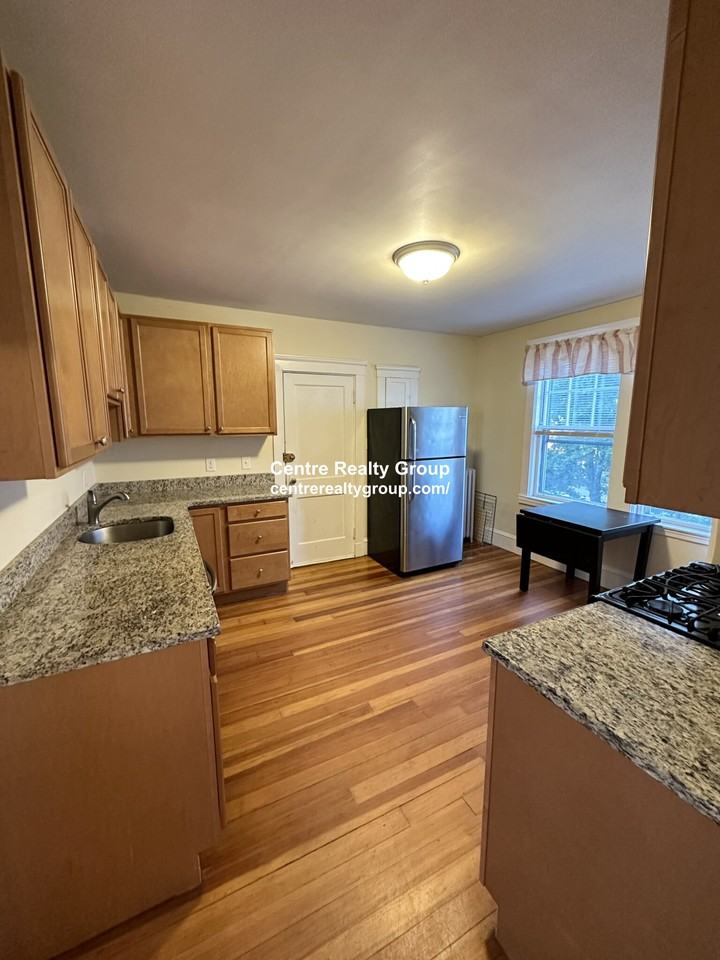 10 Stedman St #3 - Photo 3 of 31