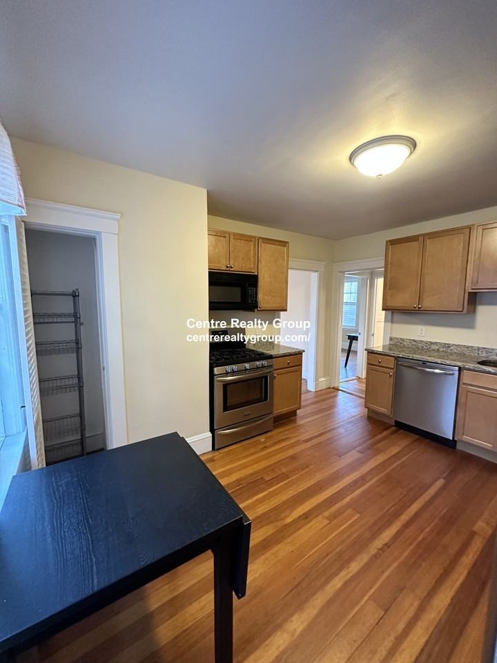 10 Stedman St #3 - Photo 4 of 31