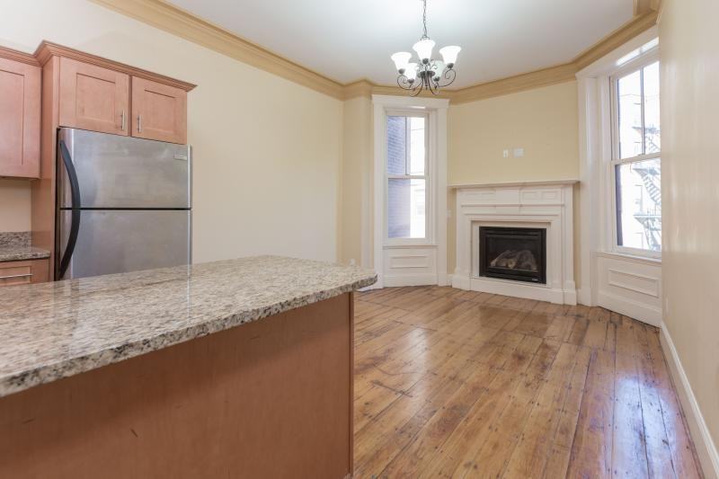 263 Newbury St #2 - Photo 2 of 12