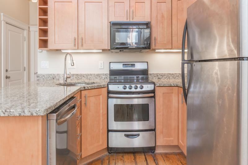 263 Newbury St #2 - Photo 3 of 12