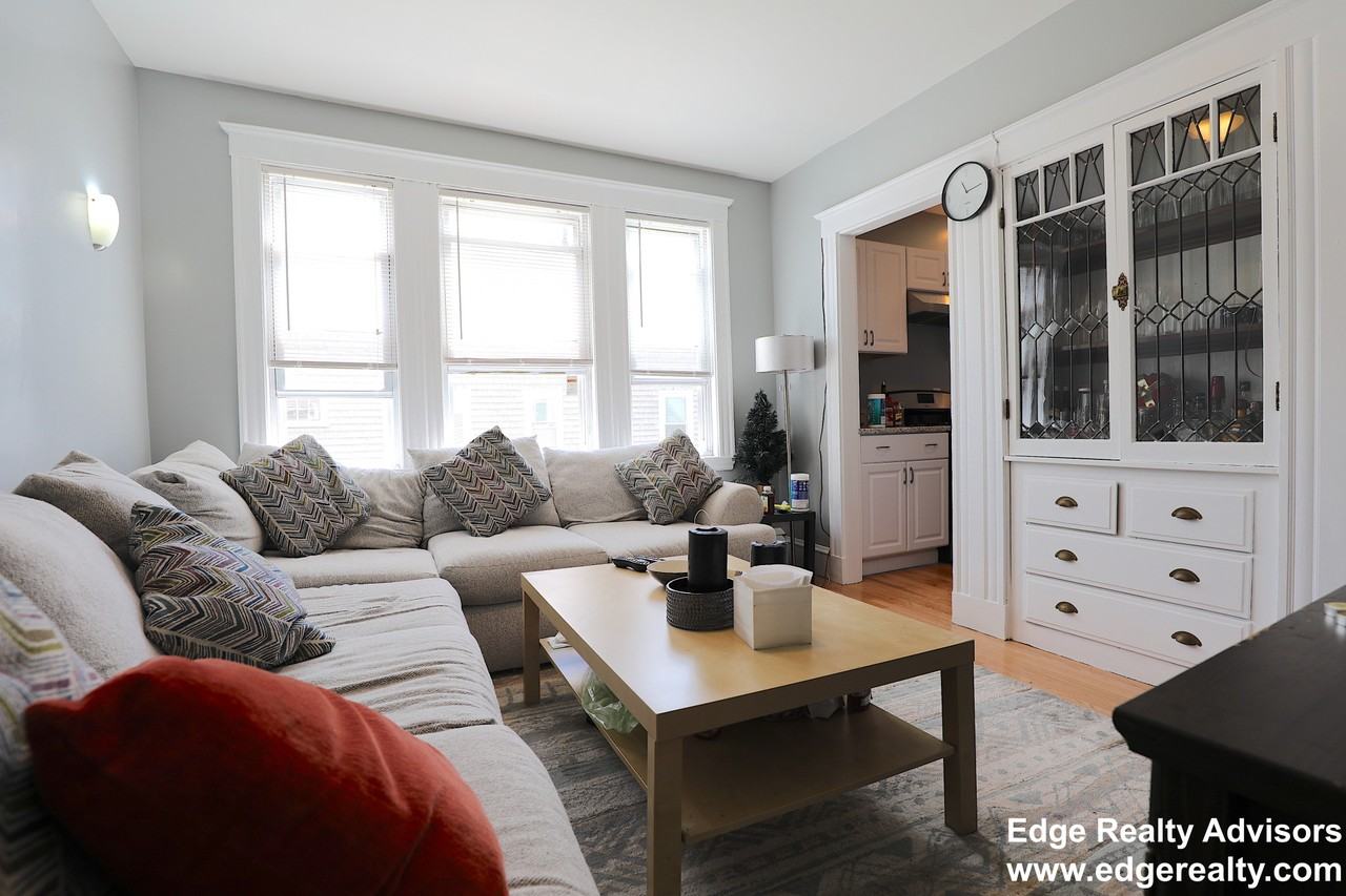 57 S Crescent Circuit #1 - Photo 4 of 14