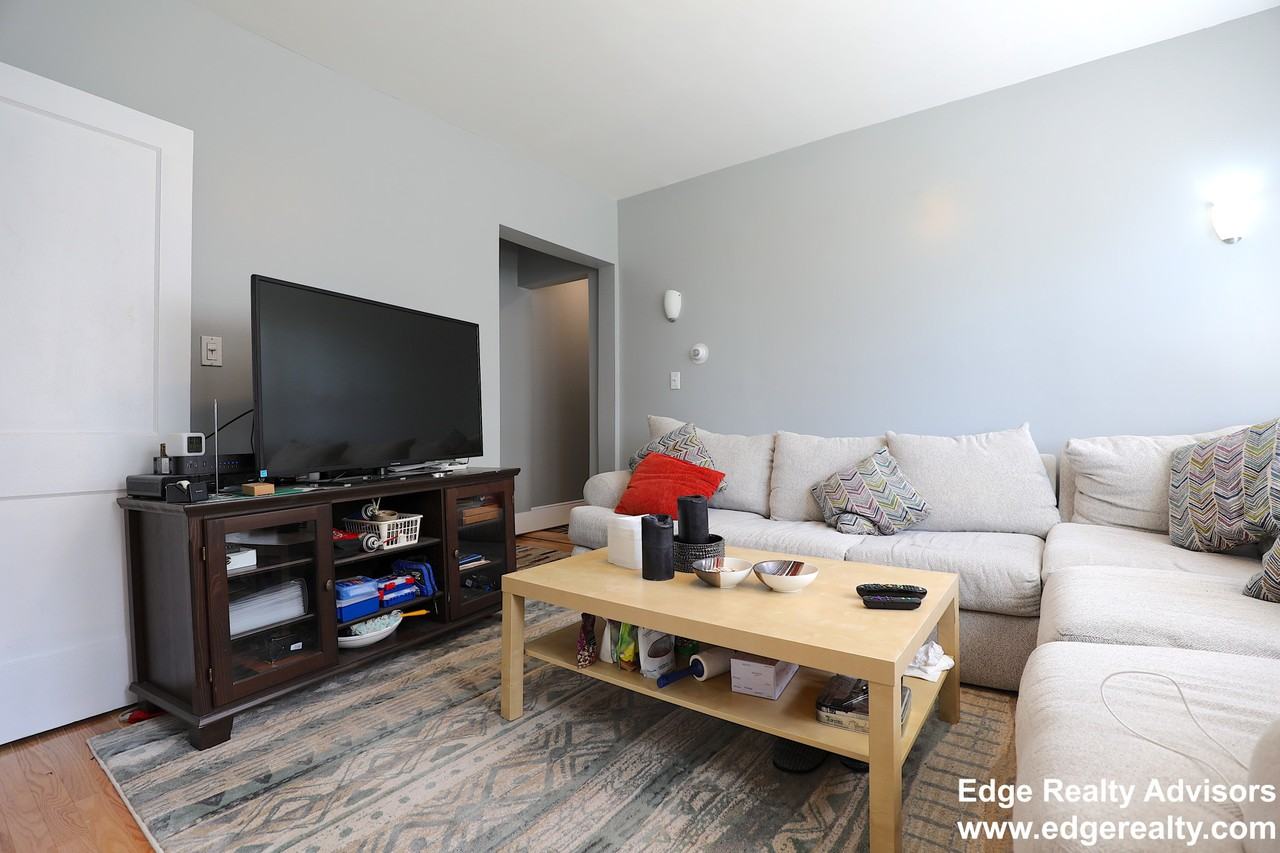 57 S Crescent Circuit #1 - Photo 5 of 14