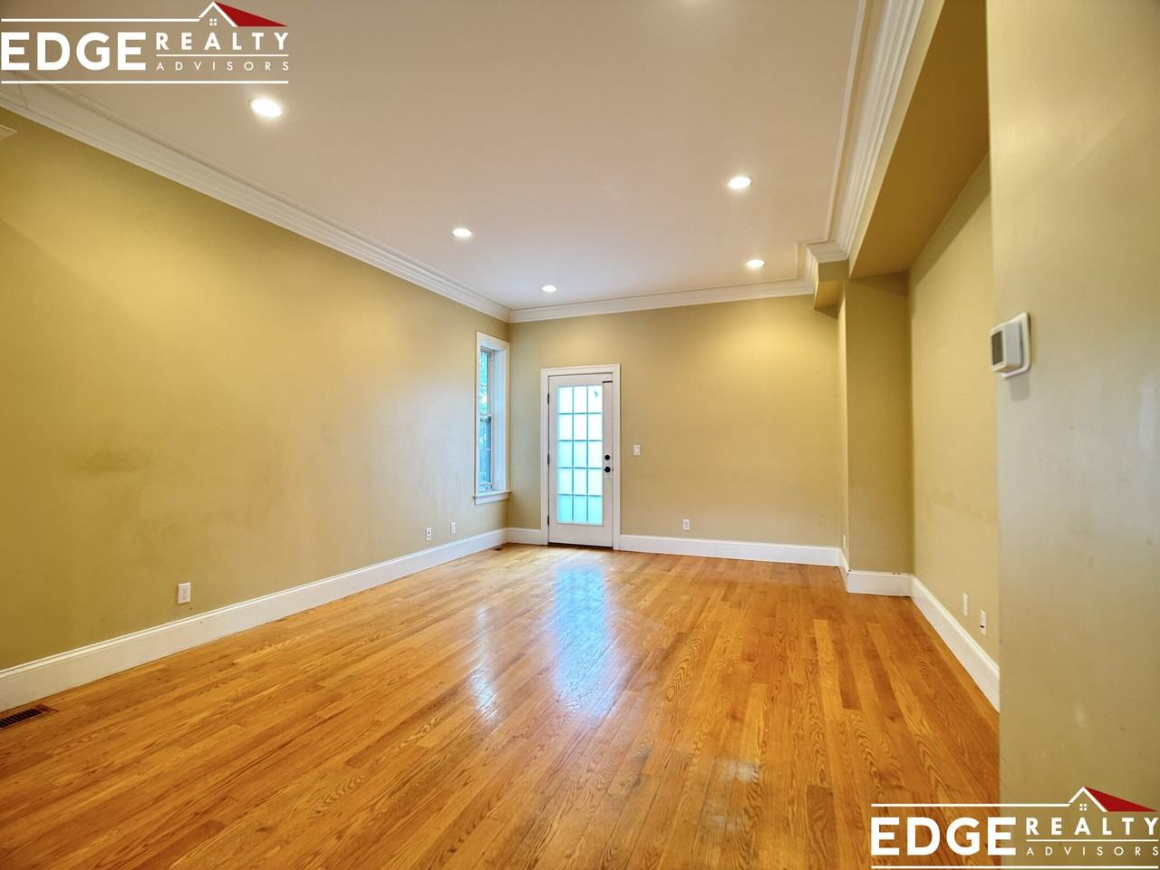 42 Lexington St #2 - Photo 3 of 15
