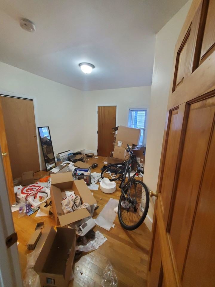 185 Beacon St #2 - Photo 7 of 9