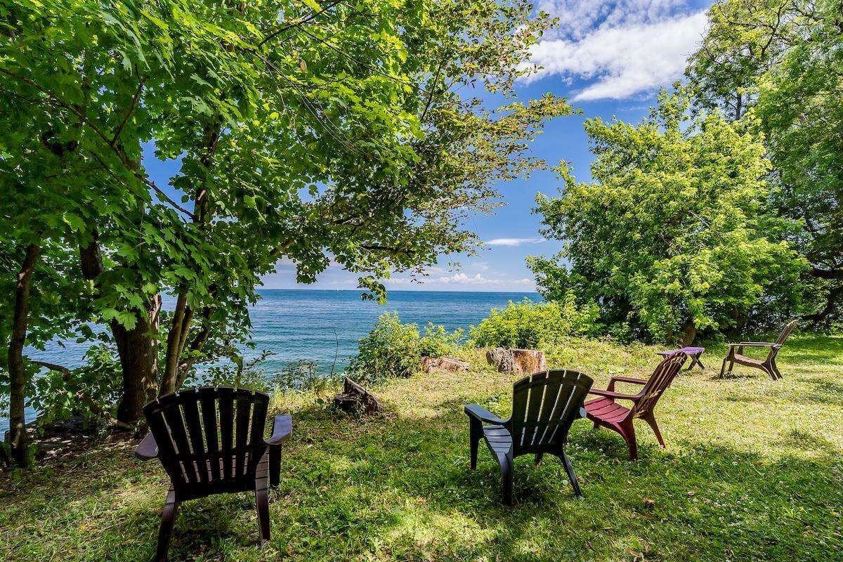 Mimico Estates Apartments 2527 Lake Shore Blvd W, Toronto, ON M8V 1E5