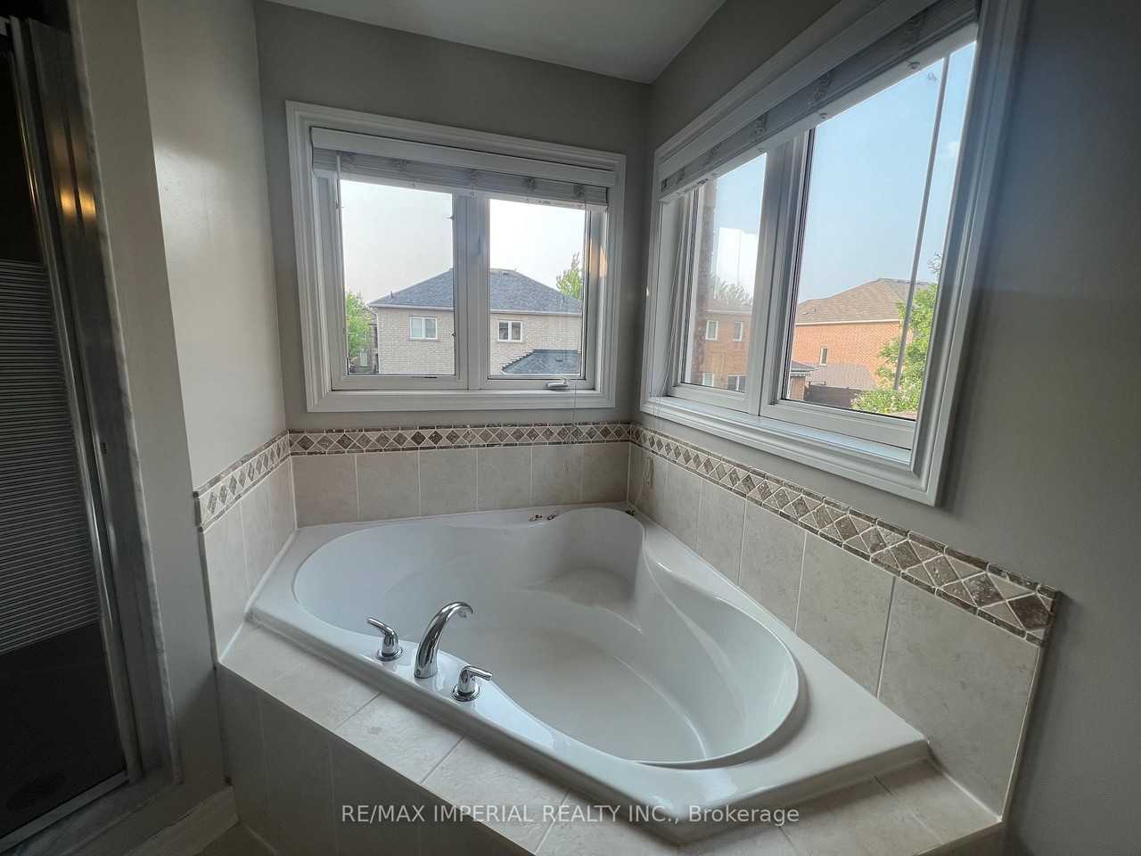 118 Flagstone Way #None - Photo 3 of 6