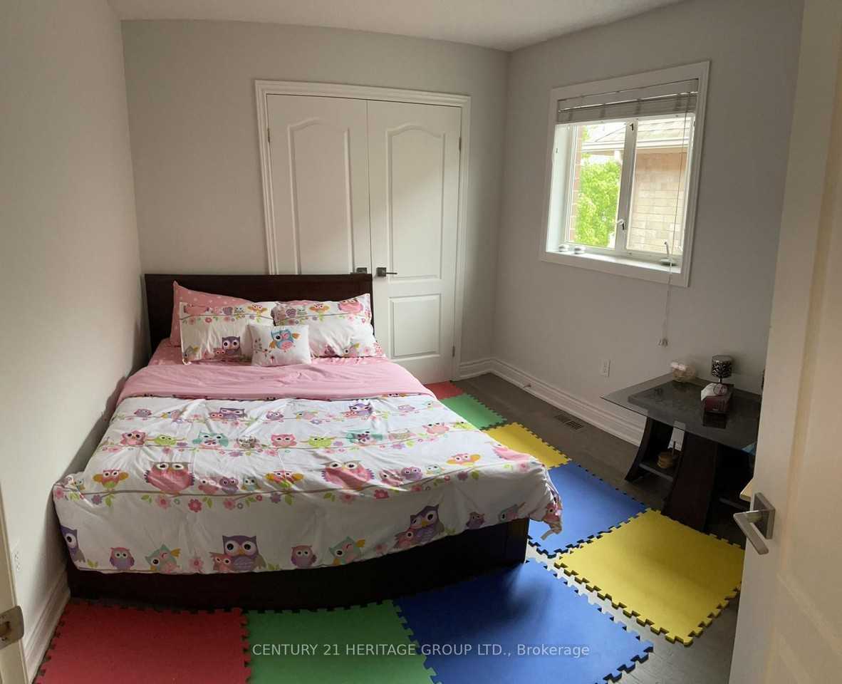 805 Sisler Avenue #None - Photo 3 of 6