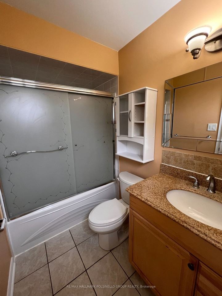 202 Billings Crescent #None - Photo 3 of 6