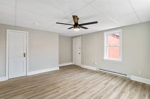 52 York St #REAR - Photo 4 of 16