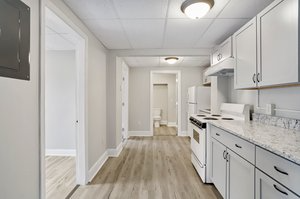 52 York St #REAR - Photo 7 of 16