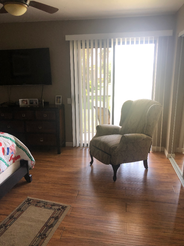 61 Lakeview Cir - Photo 3 of 8