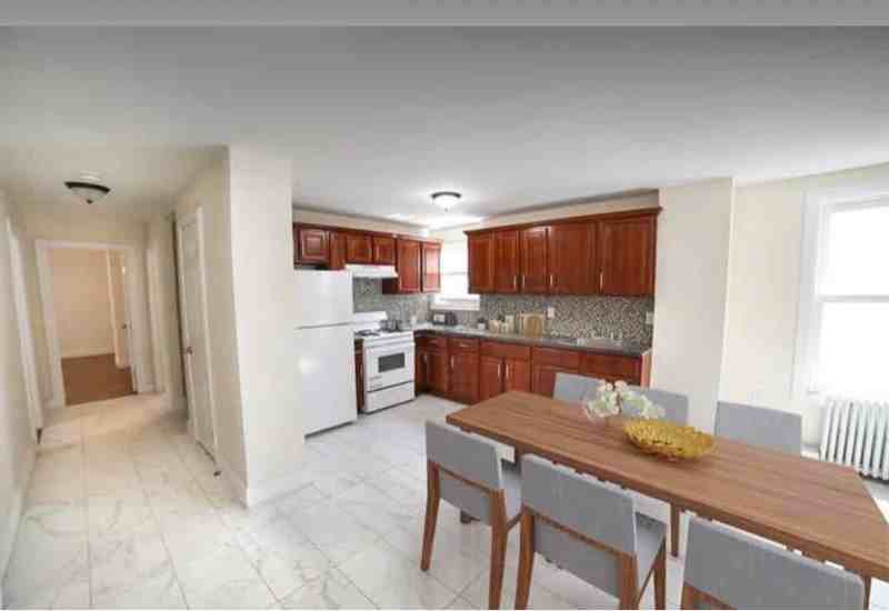 10 Locust Hill Ave #2 - Photo 6 of 9