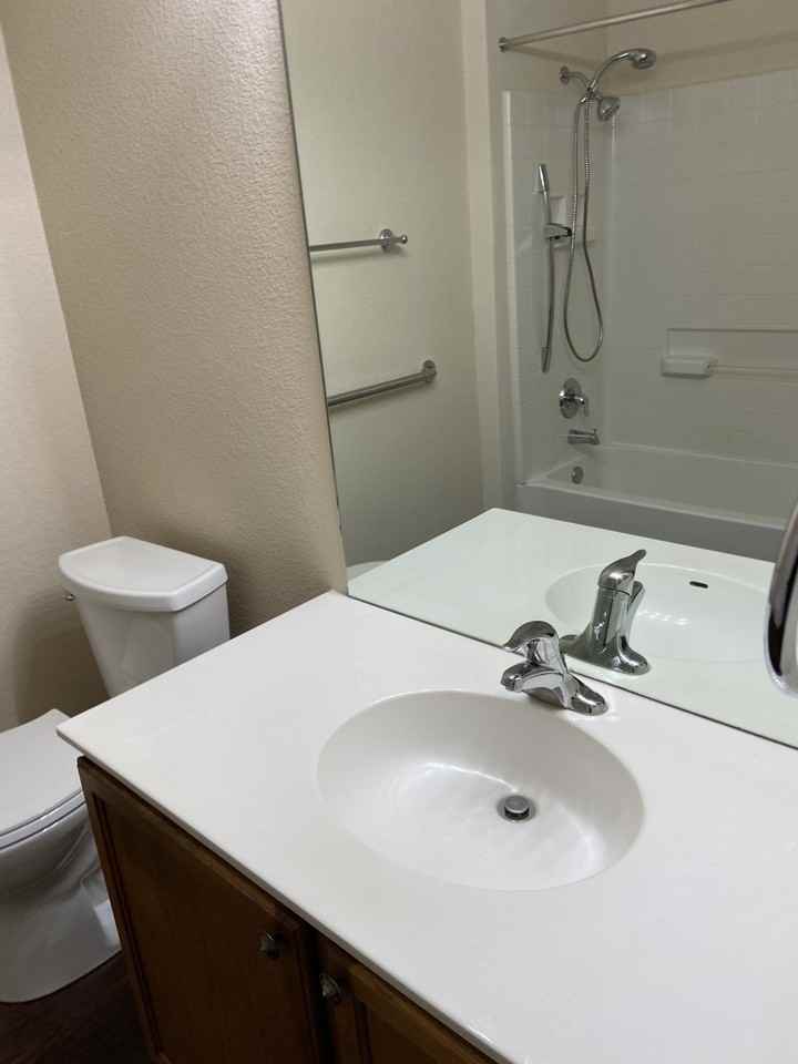 111 Portsmouth Dr #NA - Photo 3 of 14