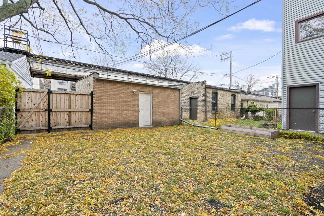 1307 W Newport Ave #1 - Photo 2 of 20