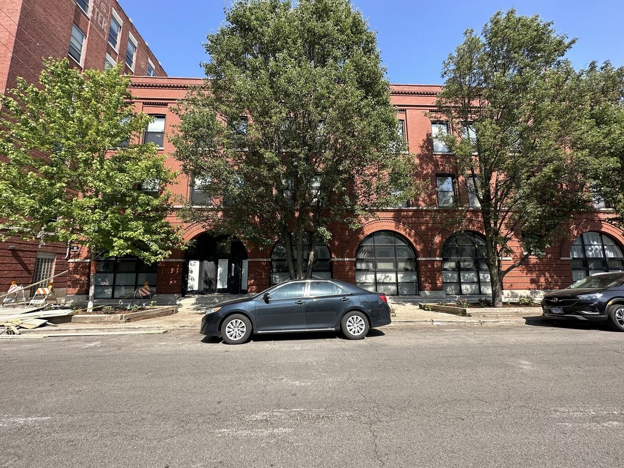 1707 N Paulina St #204