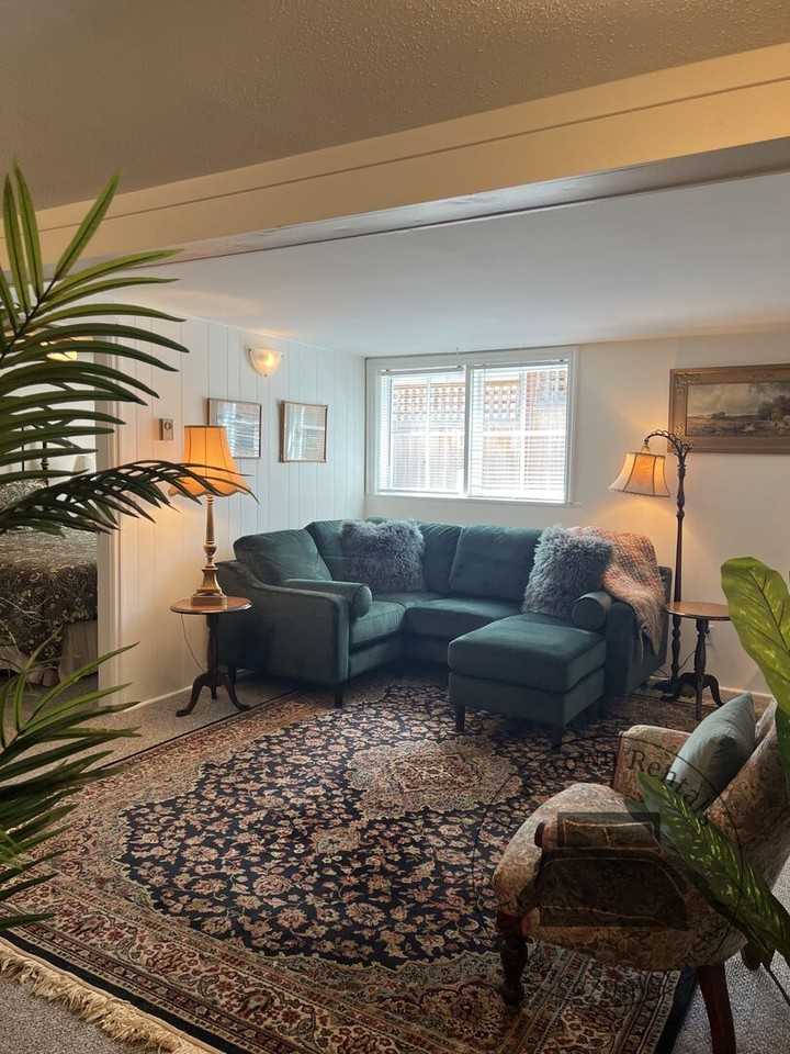 1252 Oscar Street - Photo 2 of 10