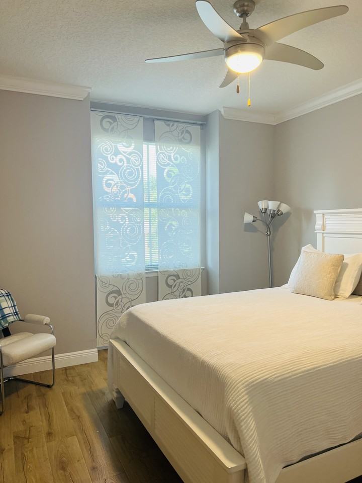 2000 Alta Meadows Lane ##106 - Photo 3 of 9