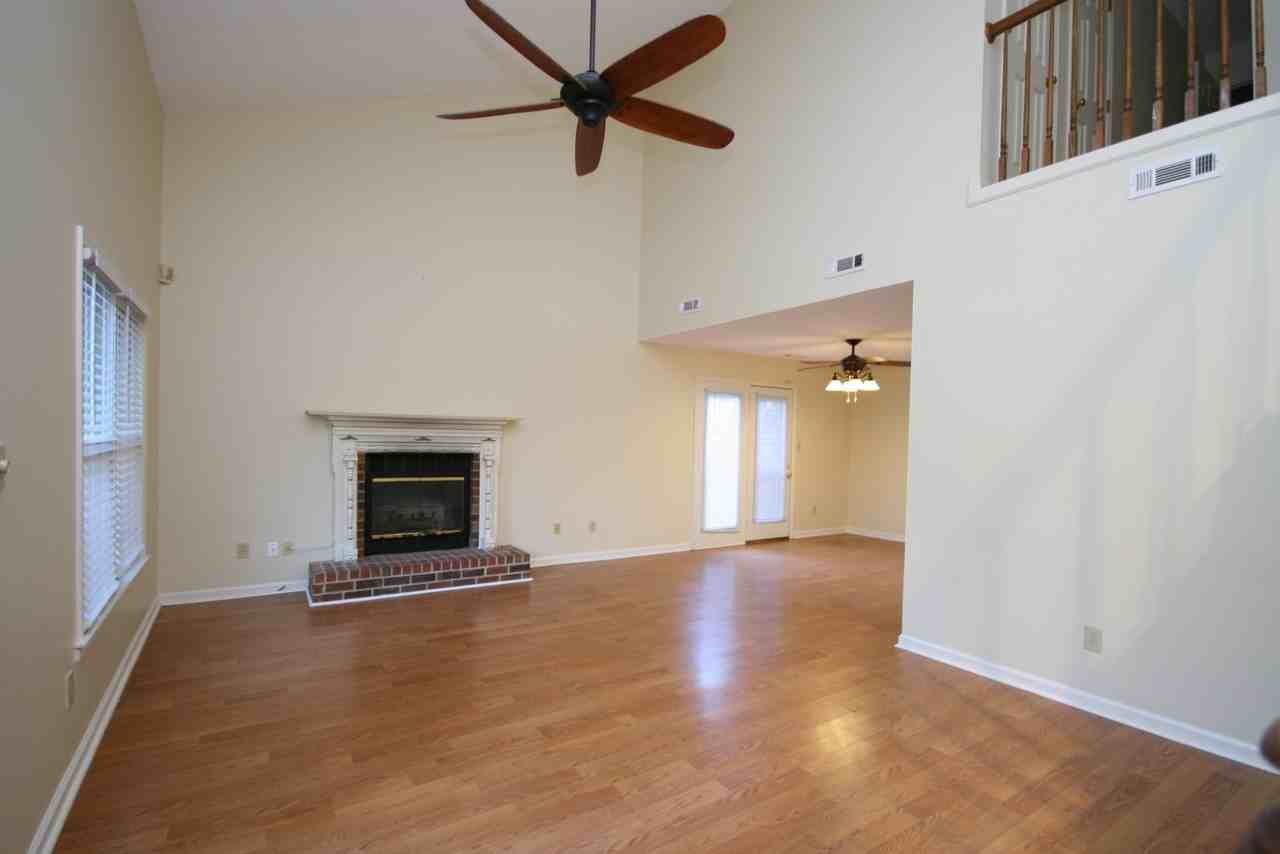 122 West Lake Circle #1 - Photo 4 of 24