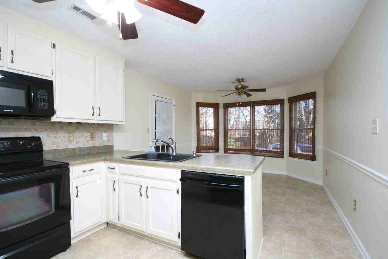 122 West Lake Circle #1 - Photo 7 of 24