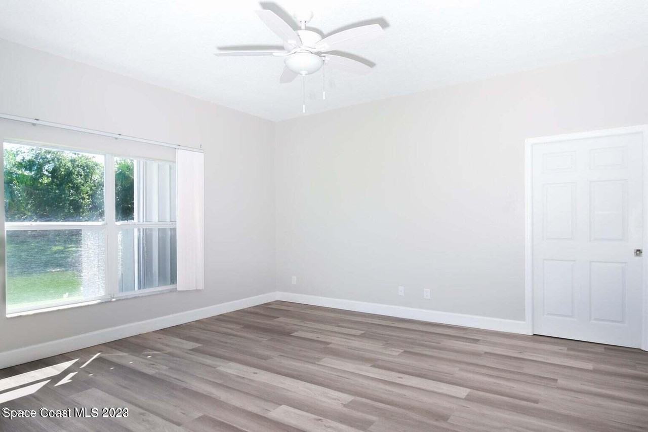 171 Portside Ave #1 - Photo 7 of 21