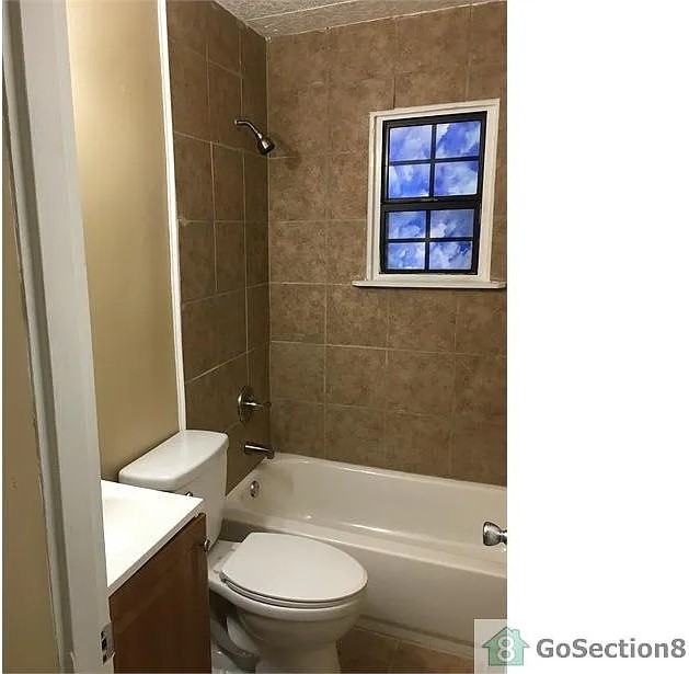 6658 Devander Dr #1 - Photo 3 of 5