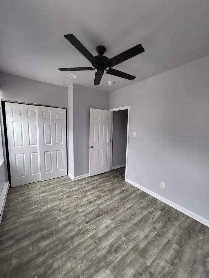 4914 Knox St #2 - Photo 4 of 15