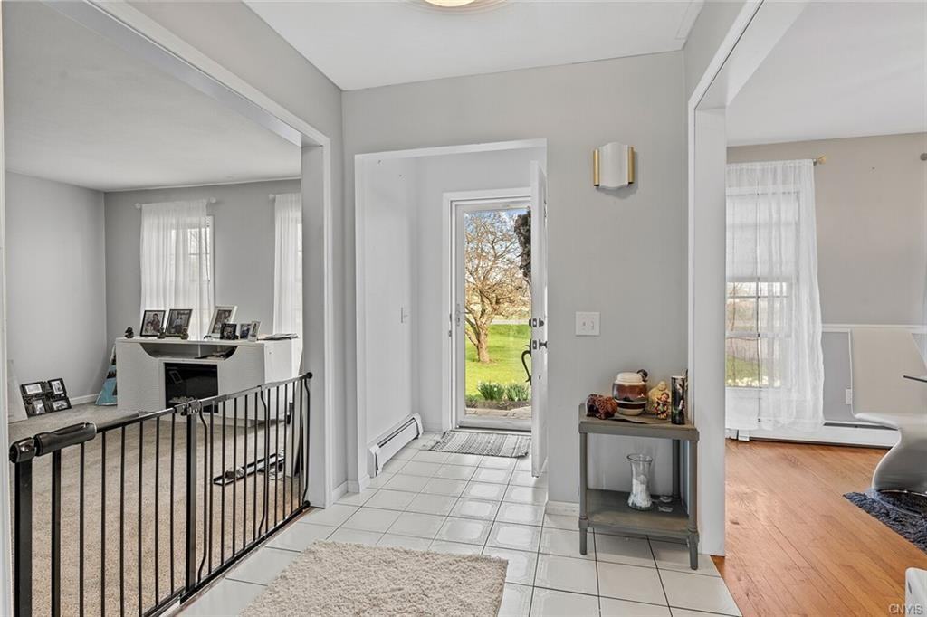 199 Academy St - Photo 3 of 32