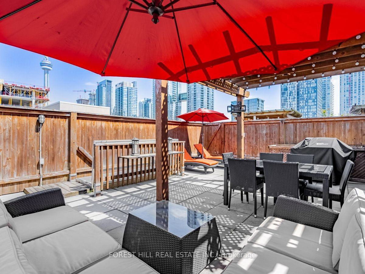 550 Front Street West #None