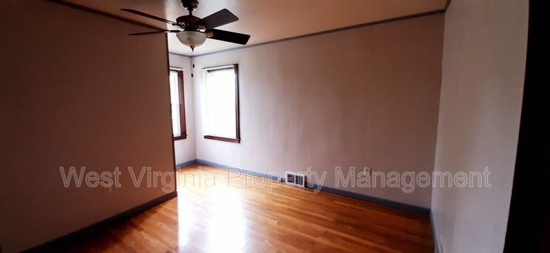 1215 East Dr - Photo 5 of 8