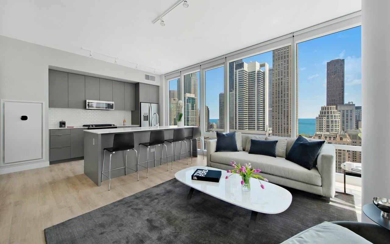 23 W Chicago Ave #1002