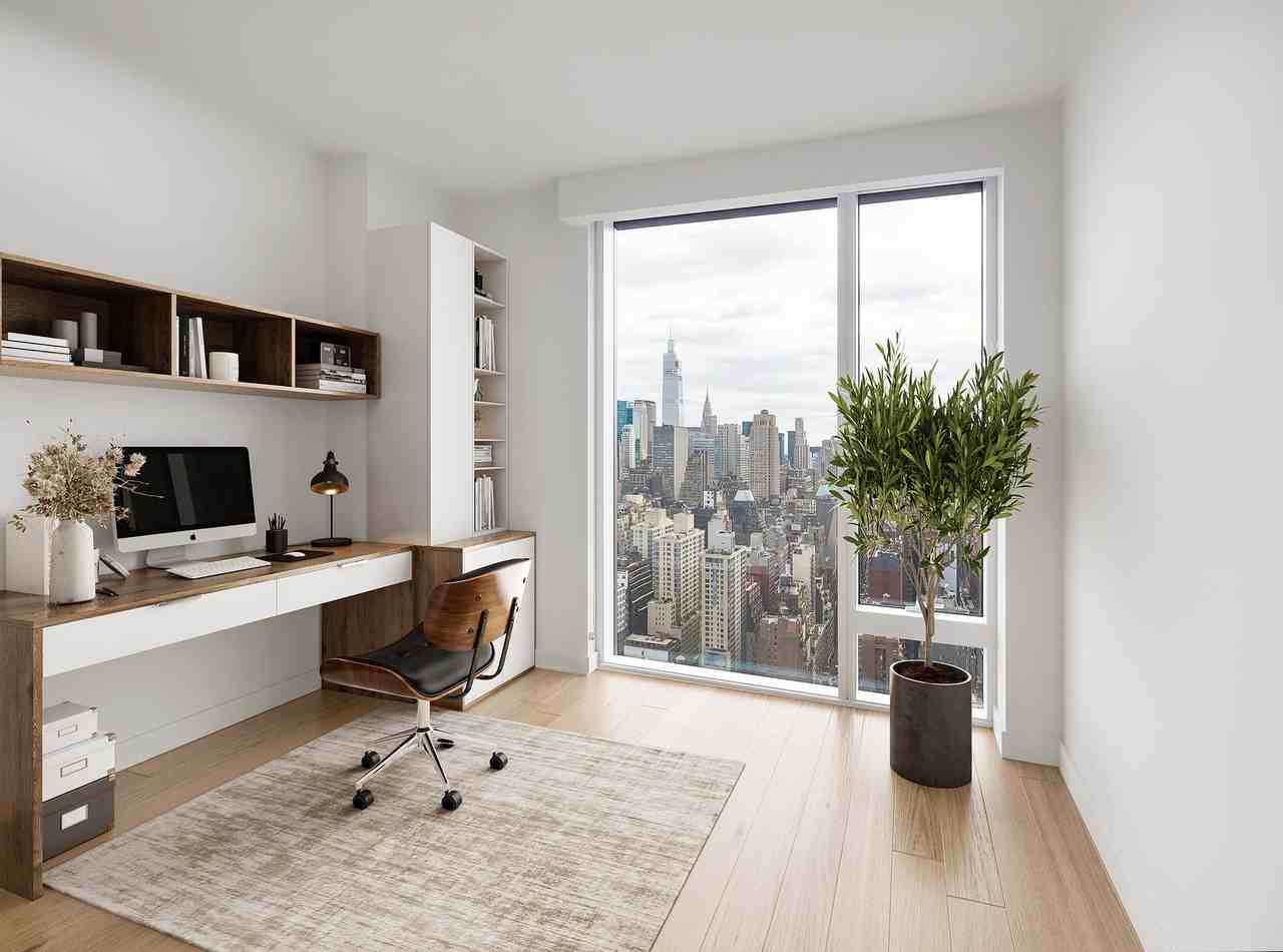 The Set - Photo 4 of 50